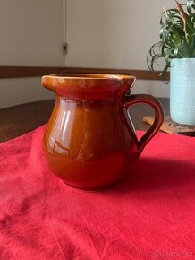 Džbánek keramický