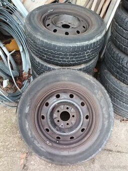 Plech kola 6.5x15 ET40 s pneu na dojetí