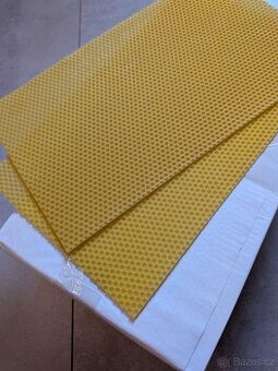 Voskové mezistěny 39x24cm