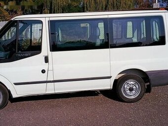 Ford Transit,2.2TDCI 9 míst servis historie