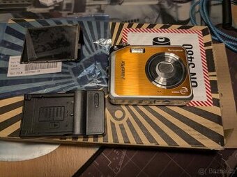 Fujifilm Finepix V10