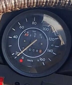 Sklíčko do tachometr 1303 koupím