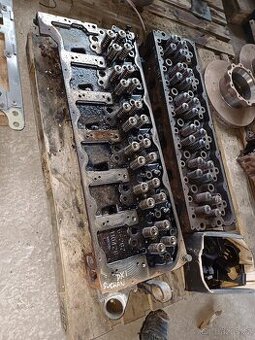 Hlava motoru Renault Premium