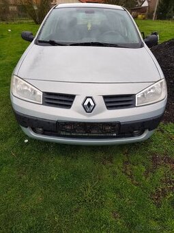 Renault Megane na dily