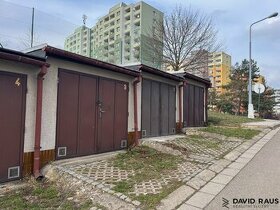 Prodej garáže na vlastním pozemku (29 m2), Brno - Bystrc, ul
