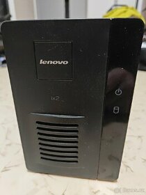 NAS server Lenovo Iomega IX2 na 2 disky (bez disků)