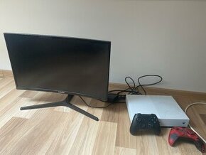 Xbox one s a ovladače+ herní monitor