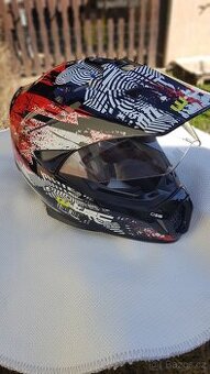 přilba na enduro,helma,přilba na motorku