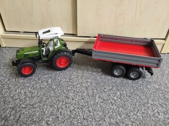 Traktor s vlečkou Bruder