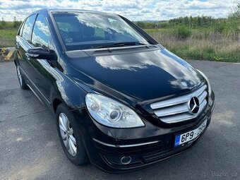 Mercedes B 180cdi 80kw - Automat,Bixenon,Panorama
