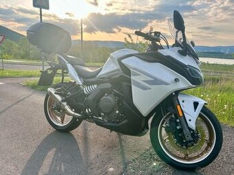 Prodám CFMOTO 650 Gt
