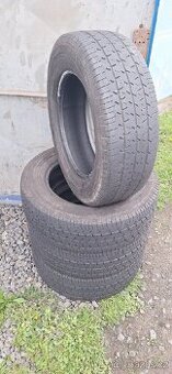 Letní pneu 215/65 R16C Barum