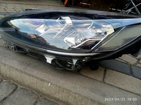 Světlo Ford Kuga 22+