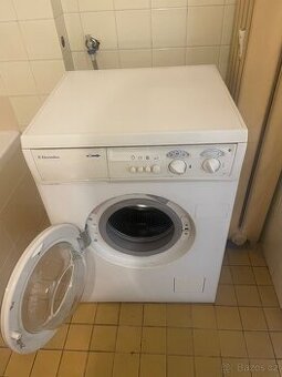 Pračka Elektrolux EW 1043 S
