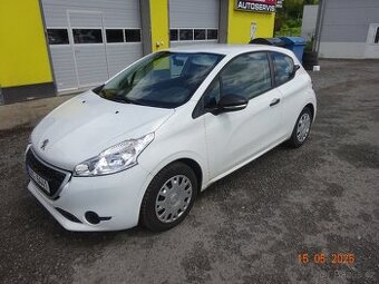 PRODÁM PEUGEOT 208