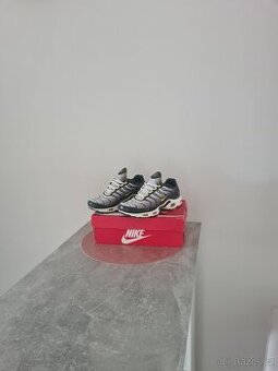 Boty AIR Tn plus