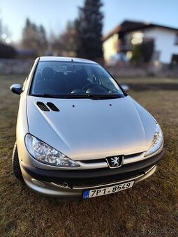 Peugeot 206 1.4 16V, 143 000 km, 2. majitel, STK 1/2026