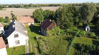 Prodej hospodářské usedlosti se stodolou, 2 493m2 pozemek, H