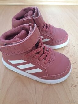 Snikersy značky Adidas, rozměr 21