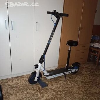 Koloběžka BTX 250 se sedadlem plně funkčná