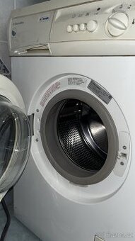 Daruji za odvoz automatickou pračku