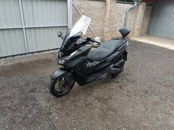Honda Forza 125i CZ doklady v ceně
