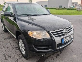 Automobil VOLKSWAGEN TOUAREG 7L