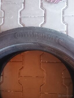 Pneu 235x45 r 18