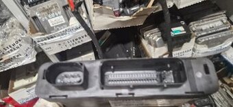 Kessy jednotka audi A8 4E D3 keyless