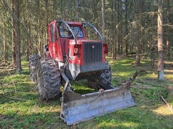 Lesní traktor TAF 690 PE