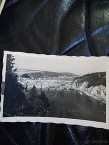 Štěchovice nad Vltavou černobílá pohlednice,přehrada