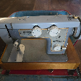 Kufříkový šicí stroj Podolsk142