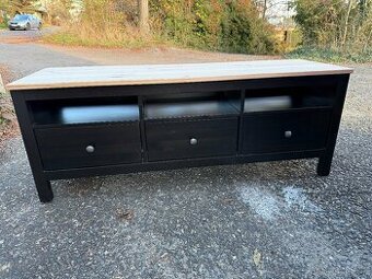 IKEA Hemnes TV stolek - černohnědý