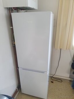 Lednička s mrazákem Philco