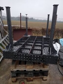 Svářecí stůl 1500x1000x150 deska tl 8 mm