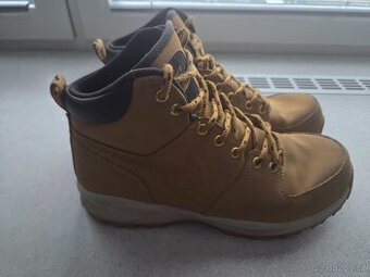 Zimní boty Nike Manoa Leather