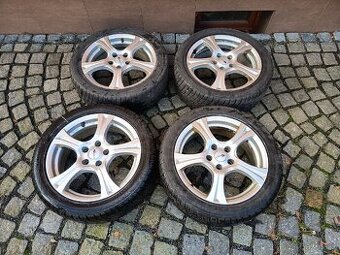 Zimní sada 5x114,3 pneu 225/45/17 Barum