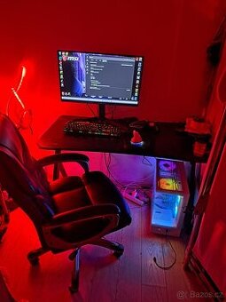 Komplet muj herni setup-pc,monitor,stul,zidli,perifer