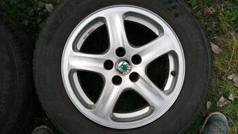 kola originál Škoda 15", 5x100 + letní pneu