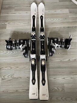 Kvalitní, dámské lyže Atomic D2 VARIOFLEX 157 cm + lyžáky 39