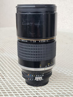 NIKKOR ED 180mm F2,8 AI-S Nikon