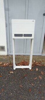 Pilířový podstavec