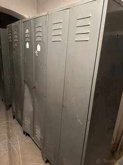 Prodám šatní plechové skříňky
