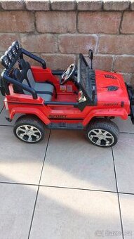 Elektrické autičko JEEP