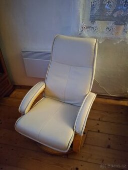 Polohovací relaxační křeslo
