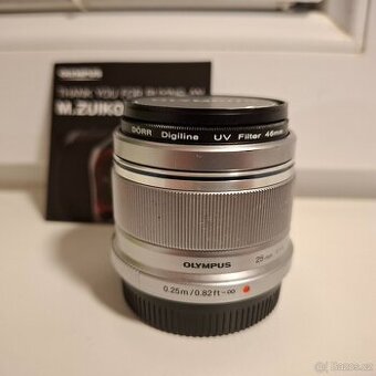Objektiv Olympus M.Zuiko Digital 25mm f1,8 + UV filtr