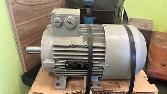 SIEMENS motor 2,2kW  NEPOUŽITÝ