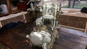 Motor 250ccm