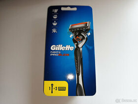 Strojek Gillette Proglide + hlavice 2 ks