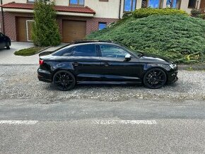 Audi rs3 rok 19 32 tkm